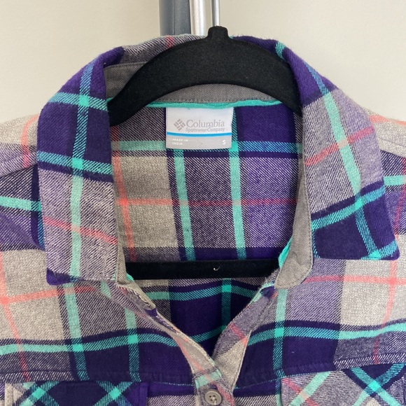 BNWOT Columbia Simply Put plaid flannel button up shirt women’s size small - Picture 3 of 6